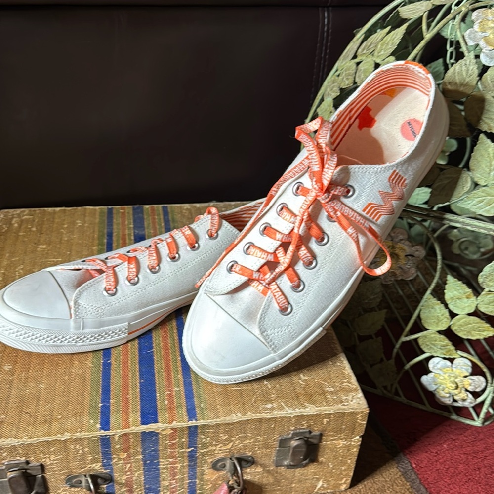 Whataburger Low Top Converse Style Tennis Shoes 9 Men’s 11 Women’s